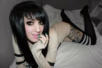 Dark haired babe Bailey