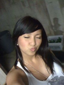 Candid Cleavage and