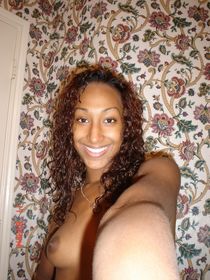 Big brunette tits in